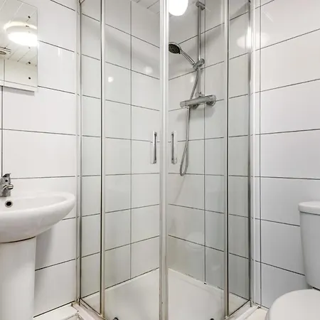 Bright 1 Bedroom Budget Flat In Central Pontefract Exterior photo
