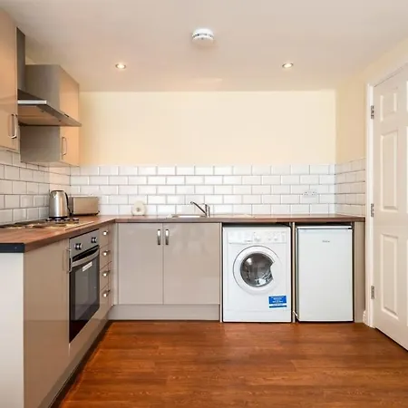 Bright 1 Bedroom Budget Flat In Central Pontefract Exterior photo
