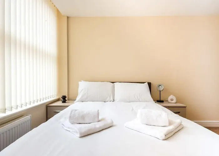 Bright 1 Bedroom Budget Flat In Central Pontefract
