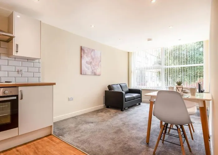 Bright 1 Bedroom Budget Flat In Central Pontefract