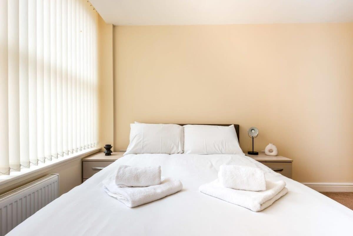 Bright 1 Bedroom Budget Flat In Pontefract