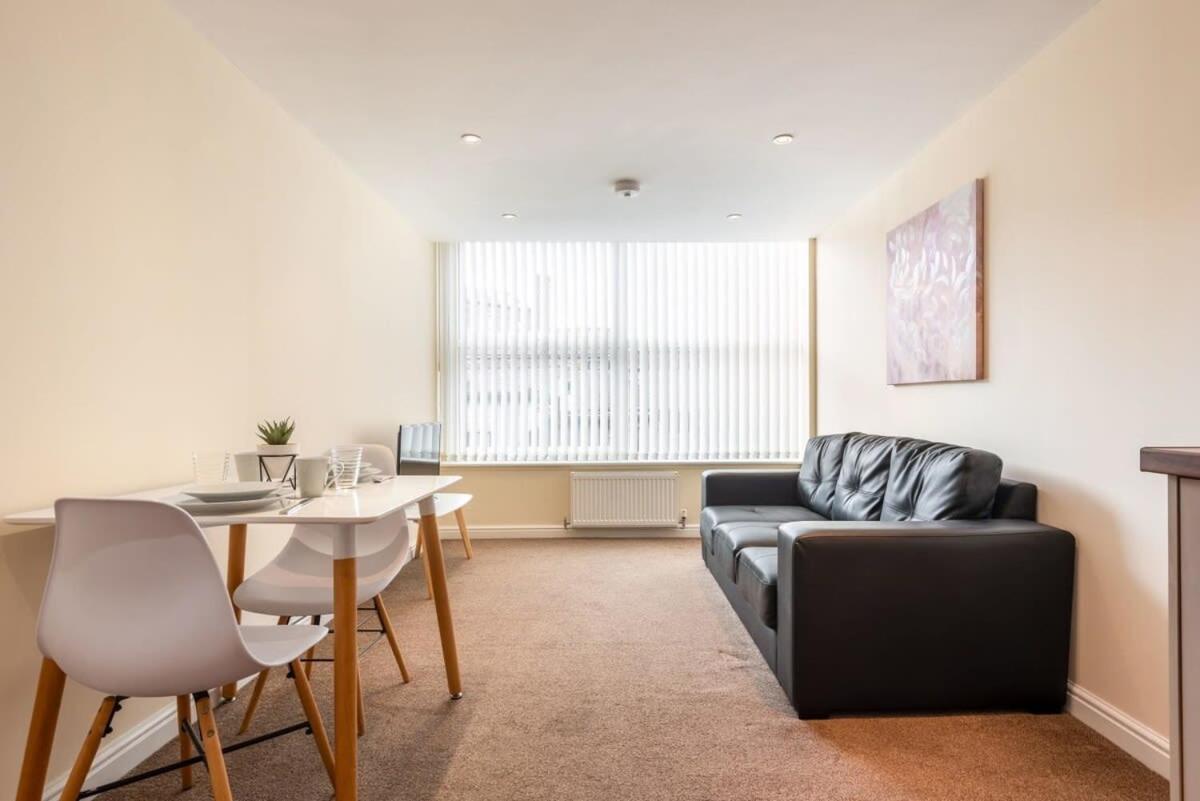 Apartment Bright 1 Bedroom Budget Flat In
