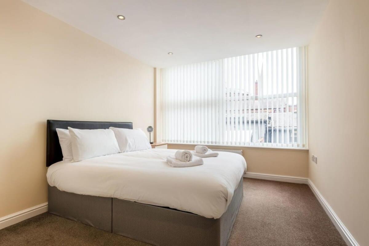 Bright 1 Bedroom Budget Flat In